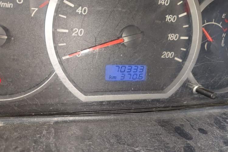 Used Wuling Hongguang 2010 1.2L Comfort Edition China IV Odometer Close Up