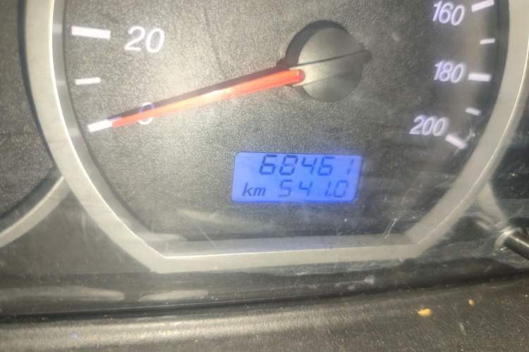 Used Wuling Hongguang 2010 1.4L Luxury Model Odometer Close Up