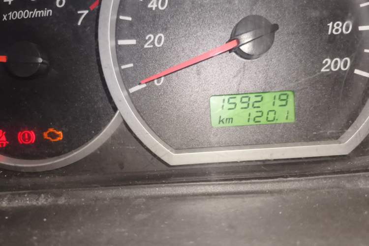 Used Wuling Hongguang 2010 1.2L Base Version China IV Standard Odometer Close Up