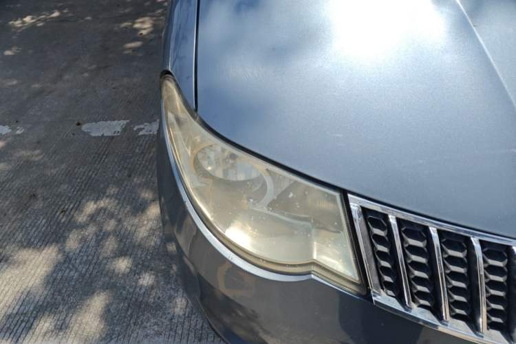 Used Wuling Hongguang 2010 1.4L Standard Version Right Front Headlight