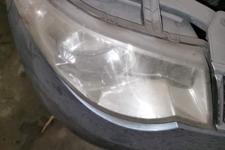 Used Wuling Hongguang 2010 1.2L Comfort Edition China IV Right Front Headlight