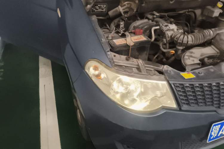 Used Wuling Hongguang 2010 1.2L Base Version China IV Standard Right Front Headlight