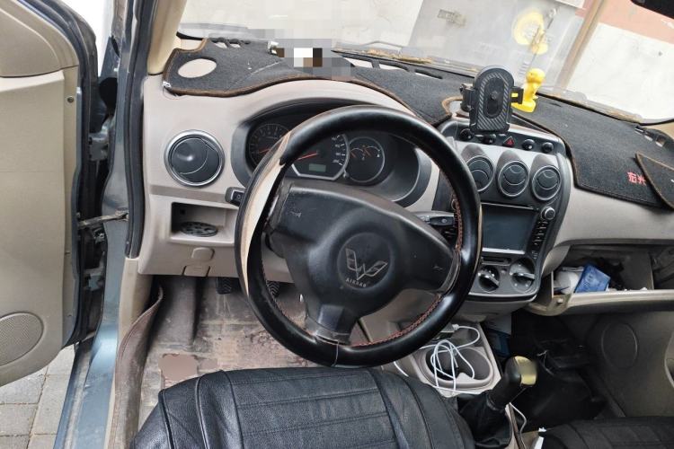 Used Wuling Hongguang 2010 1.4L Standard Version Steering Wheel
