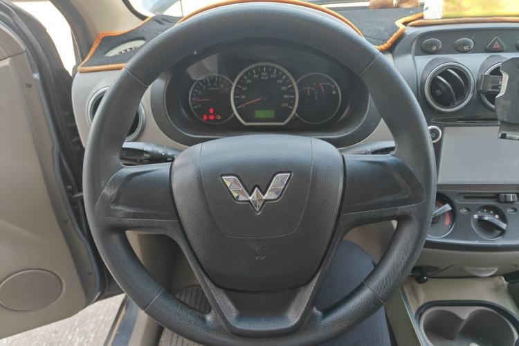 Used Wuling Hongguang 2010 1.4L Standard Version Steering Wheel