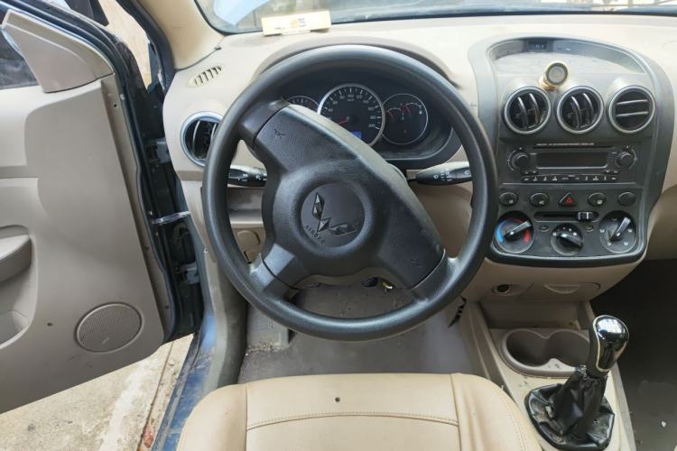 Used Wuling Hongguang 2010 1.4L Comfort Version Steering Wheel