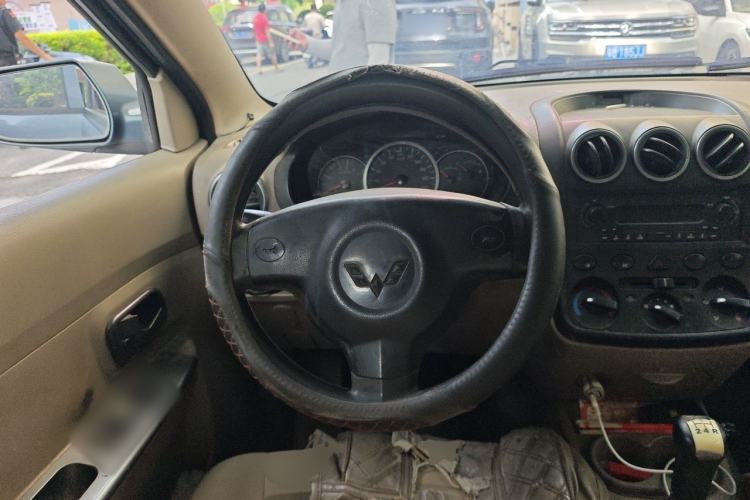 Used Wuling Hongguang 2010 1.4L Standard Version Steering Wheel