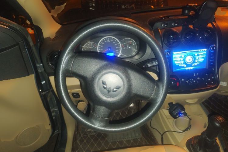 Used Wuling Hongguang 2010 1.4L Luxury Model Steering Wheel