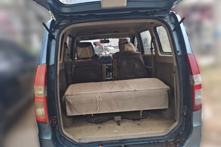 Used Wuling Hongguang 2010 1.4L Standard Version Trunk
