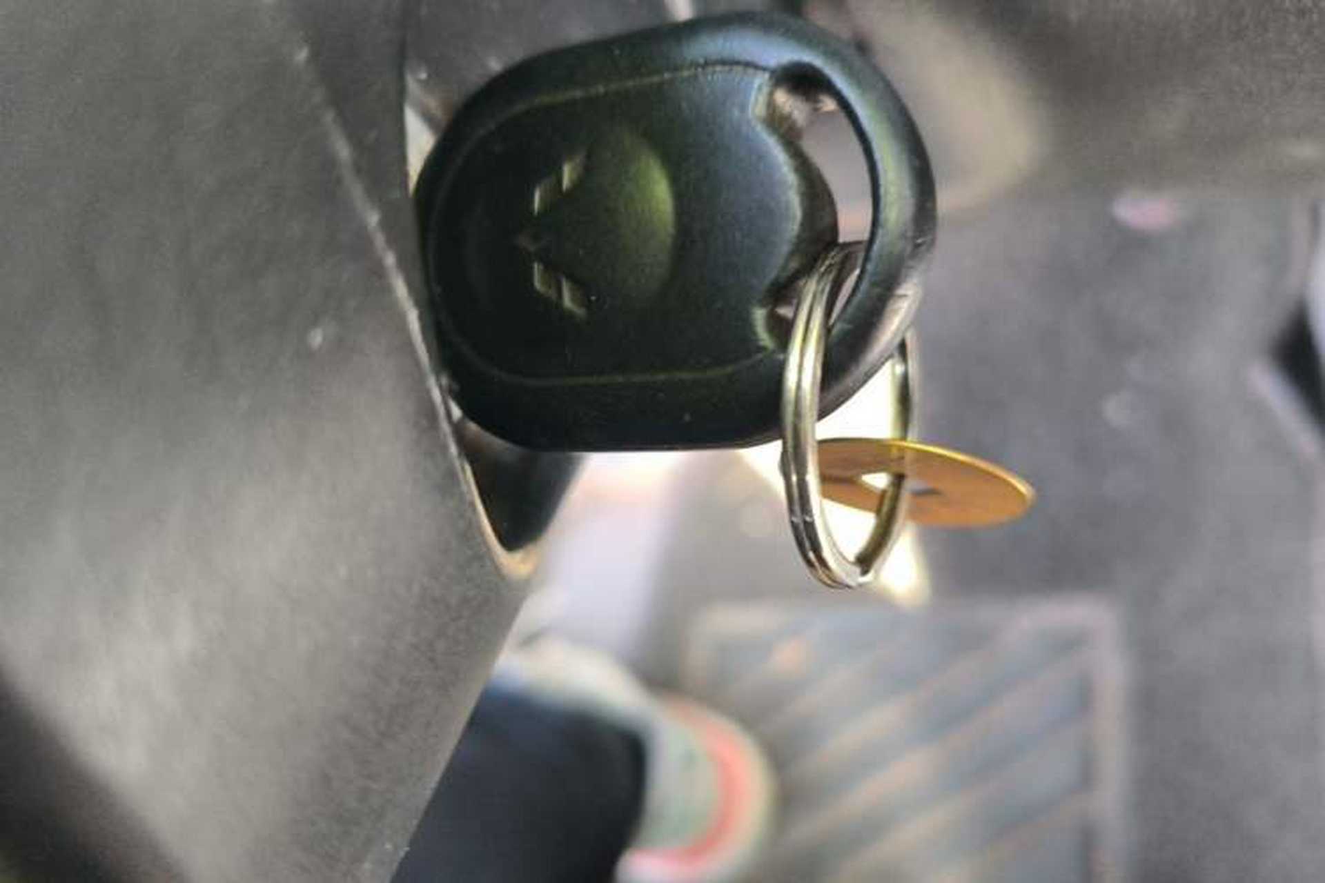 Used Wuling Hongguang 2010 1.2L Base Version China IV Standard Vehicle Key