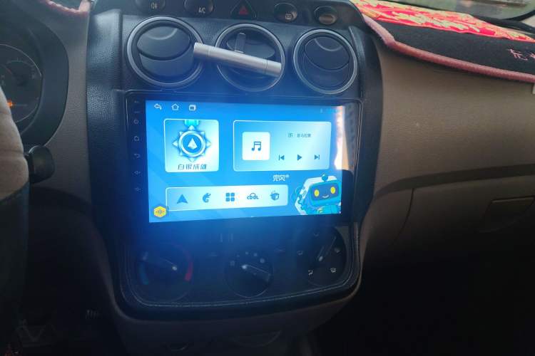 Used Wuling Hongguang 2010 1.2L Comfort Edition China IV Audio And AC Panel