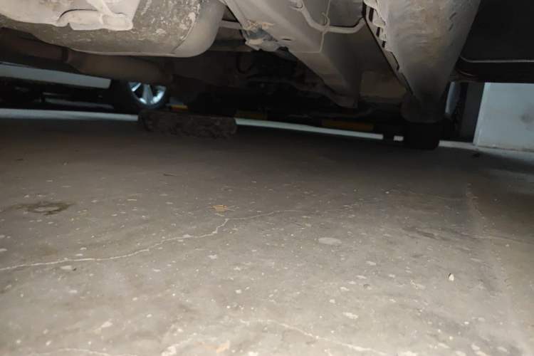 Used Wuling Hongguang 2010 1.4L Base Version Chassis Rear Right