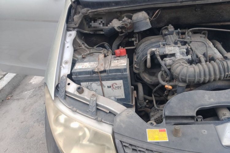 Used Wuling Hongguang 2010 1.2L Base Version China IV Standard Engine Bay Right
