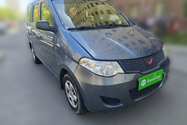 Used Wuling Hongguang 2010 1.2L Base Version China IV Standard Front Right 45 Deg