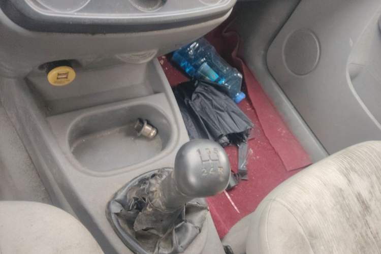 Used Wuling Hongguang 2010 1.2L Base Version China IV Standard Gear Lever