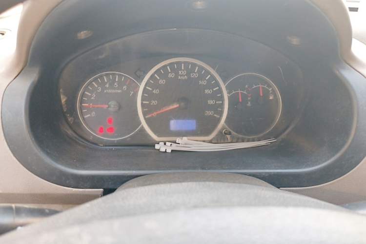 Used Wuling Hongguang 2010 1.2L Comfort Edition China IV Instrument Cluster