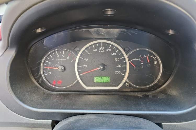 Used Wuling Hongguang 2010 1.2L Base Version China IV Standard Instrument Cluster