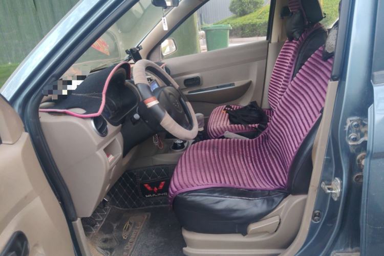 Used Wuling Hongguang 2010 1.2L Comfort Edition China IV Left Front Seat