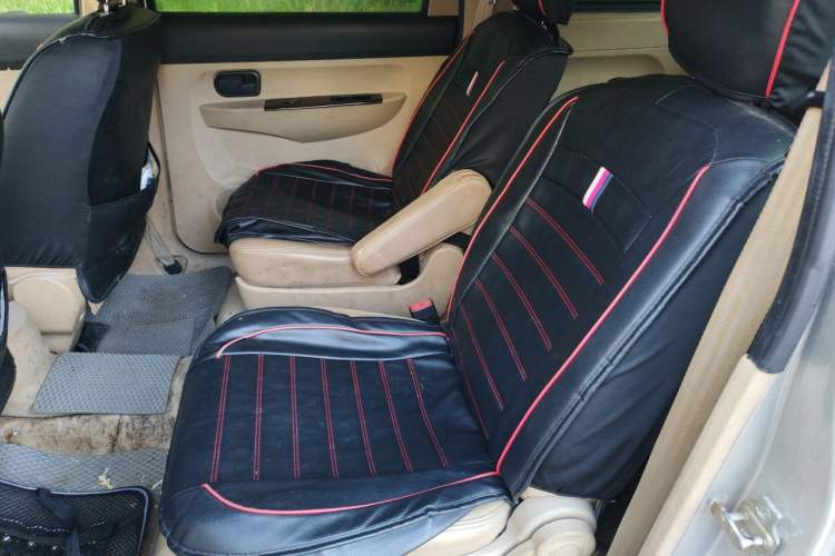 Used Wuling Hongguang 2010 1.4L Luxury Model Left Rear Seat