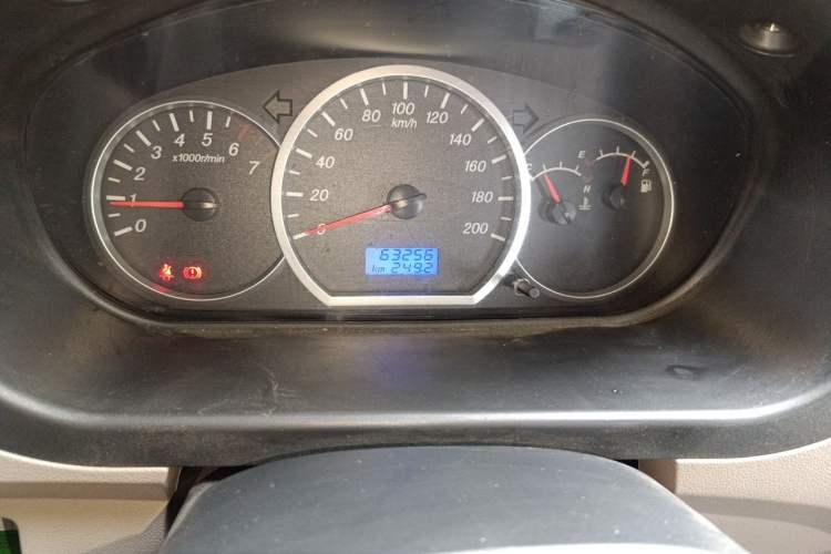 Used Wuling Hongguang 2010 1.2L Comfort Edition China IV Odometer Close Up
