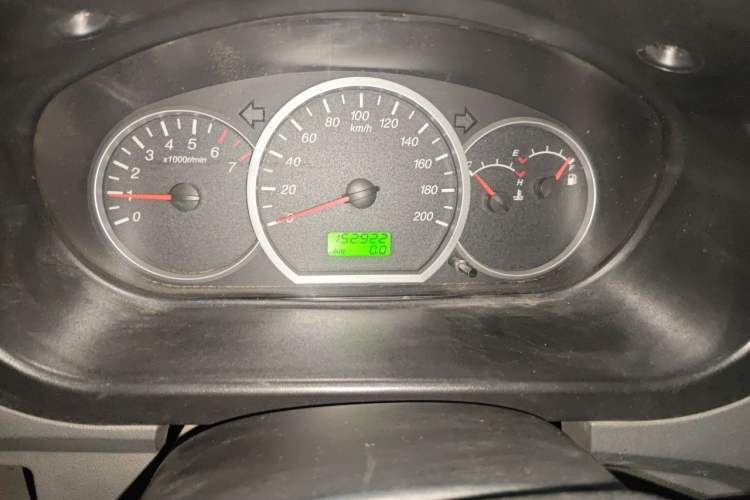 Used Wuling Hongguang 2010 1.4L Base Version Odometer Close Up