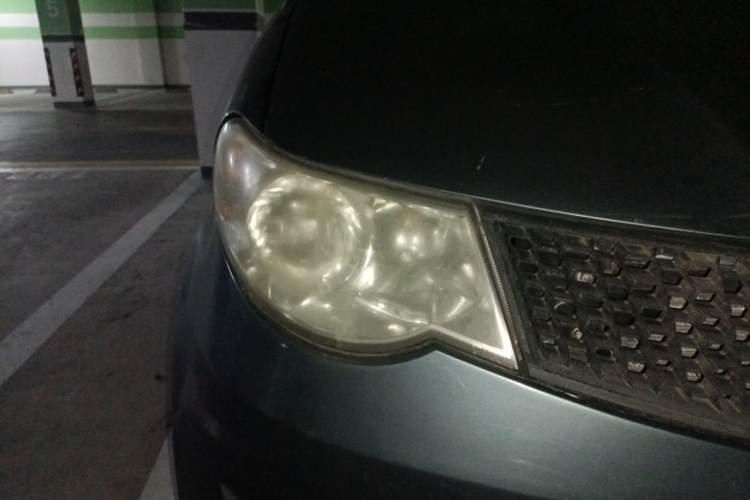 Used Wuling Hongguang 2010 1.2L Base Version China IV Standard Right Front Headlight