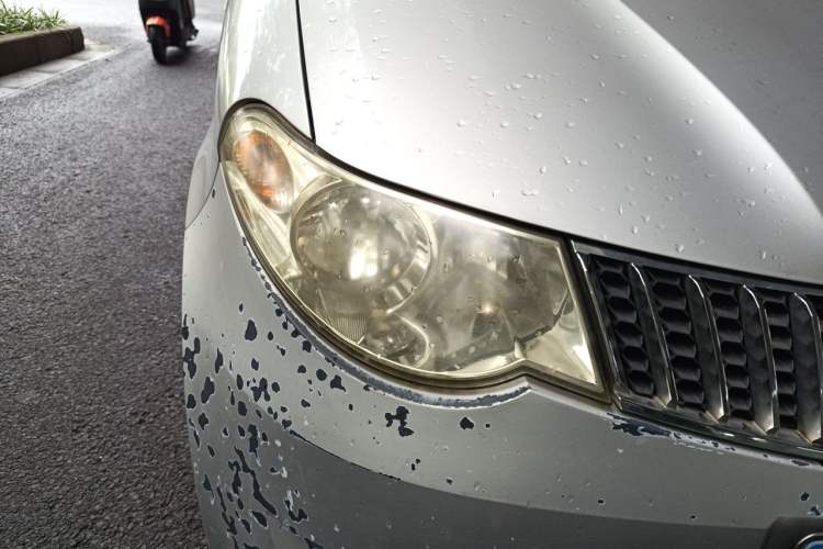 Used Wuling Hongguang 2010 1.2L Comfort Edition China IV Right Front Headlight