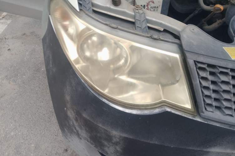 Used Wuling Hongguang 2010 1.2L Base Version China IV Standard Right Front Headlight