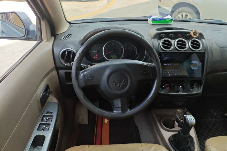 Used Wuling Hongguang 2010 1.4L Standard Version Steering Wheel