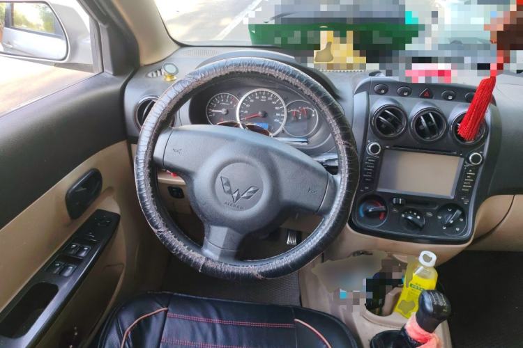 Used Wuling Hongguang 2010 1.4L Luxury Model Steering Wheel
