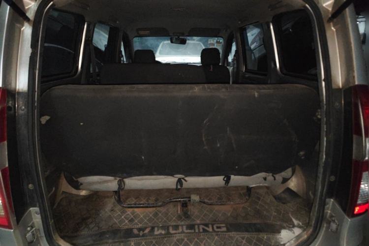 Used Wuling Hongguang 2010 1.4L Base Version Trunk