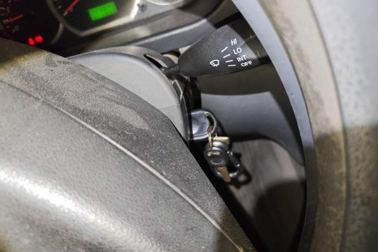 Used Wuling Hongguang 2010 1.2L Base Version China IV Standard Vehicle Key