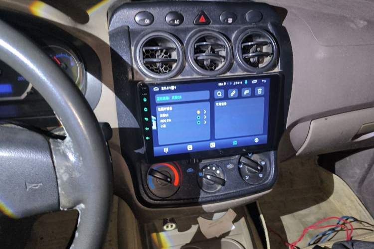 Used Wuling Hongguang 2010 1.2L Standard Version China IV Audio And AC Panel
