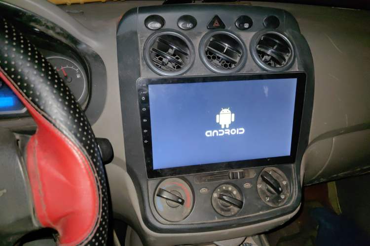 Used Wuling Hongguang 2010 1.2L Practical Version China IV Audio And AC Panel