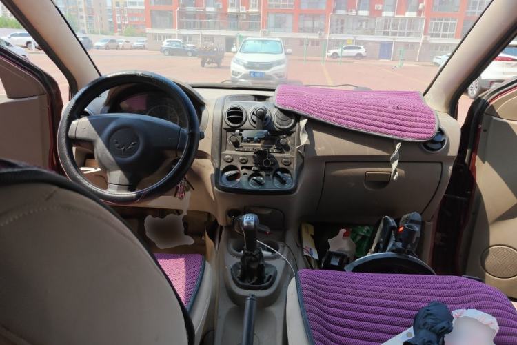 Used Wuling Hongguang 2010 1.4L Comfort Version Center Console