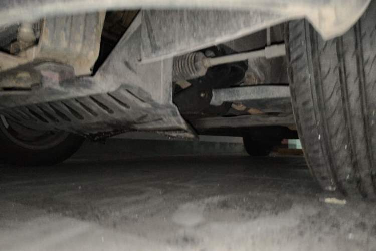 Used Wuling Hongguang 2010 1.2L Standard Version China IV Chassis Front Left