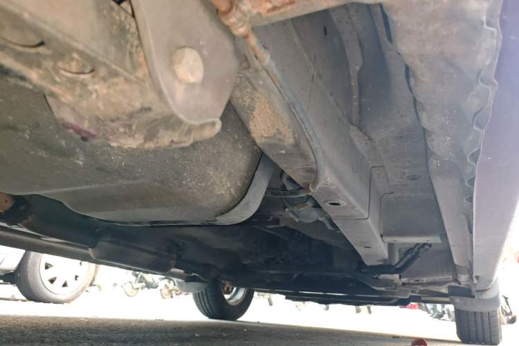 Used Wuling Hongguang 2010 1.4L Comfort Version Chassis Rear Right