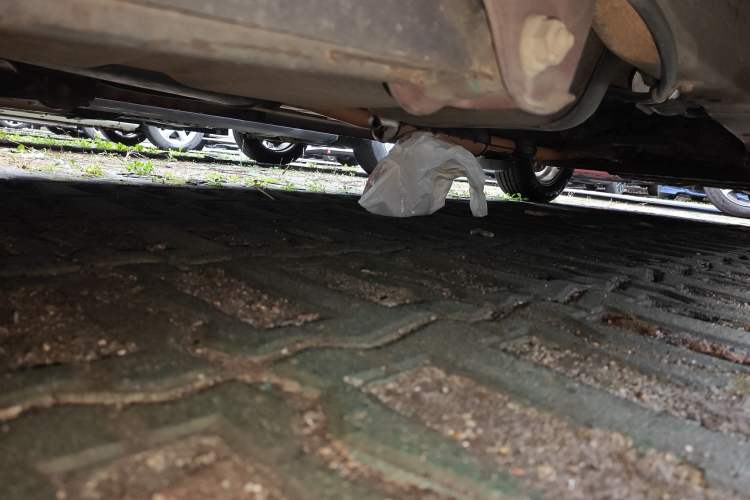Used Wuling Hongguang 2010 1.4L Comfort Version Chassis Rear Right