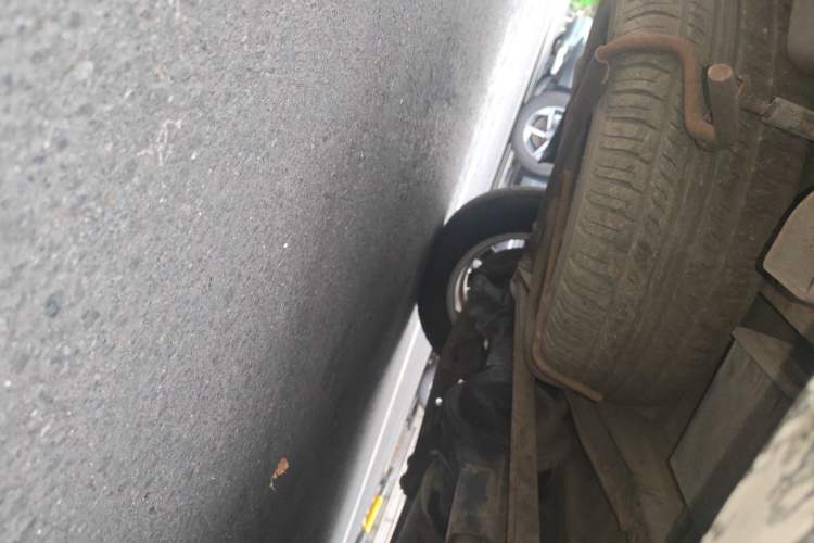 Used Wuling Hongguang 2010 1.4L Luxury Model Chassis Rear