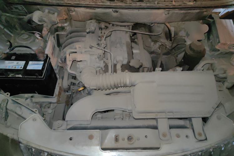 Used Wuling Hongguang 2010 1.2L Practical Version China IV Engine Bay