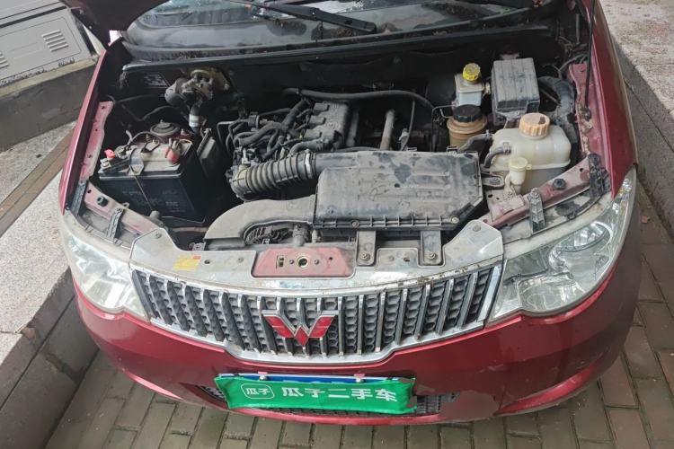 Used Wuling Hongguang 2010 1.4L Luxury Model Engine Bay