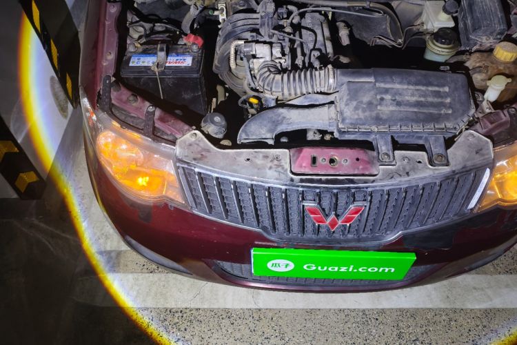 Used Wuling Hongguang 2010 1.2L Standard Version China IV Engine Bay Right