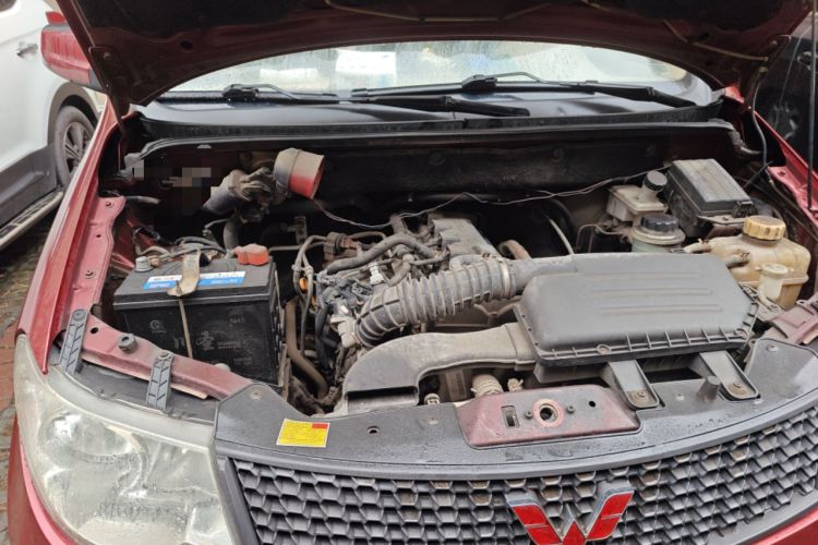 Used Wuling Hongguang 2010 1.4L Comfort Version Engine Bay Right