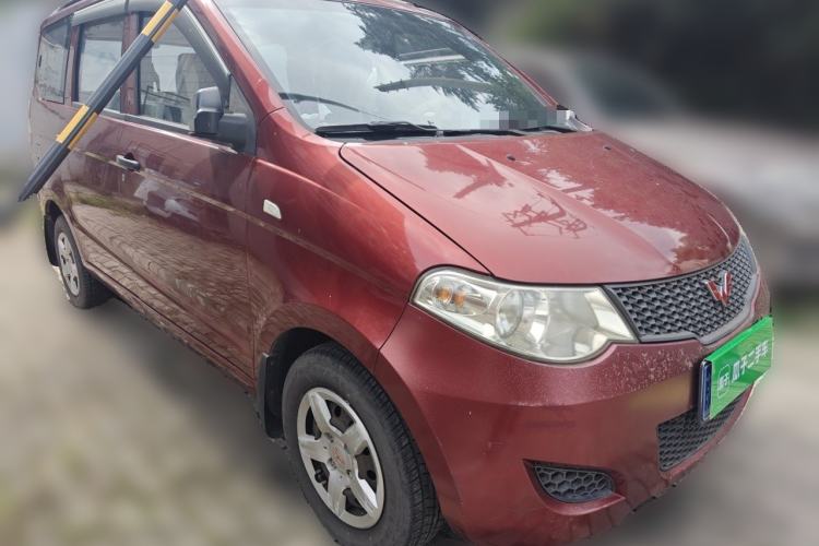 Used Wuling Hongguang 2010 1.2L Base Version China IV Standard Front Right 45 Deg