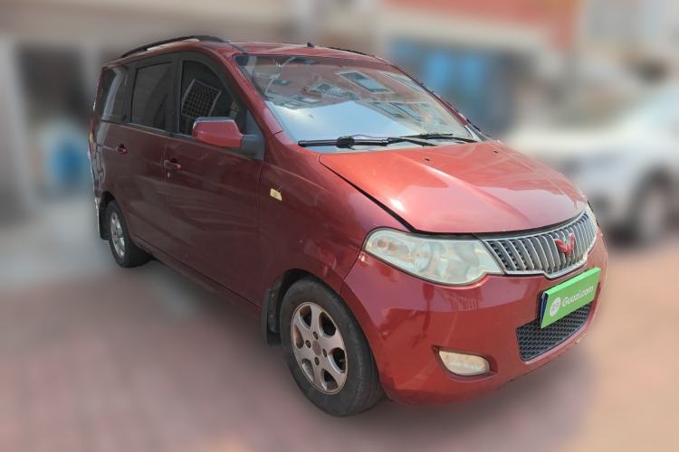 Used Wuling Hongguang 2010 1.4L Comfort Version Front Right 45 Deg