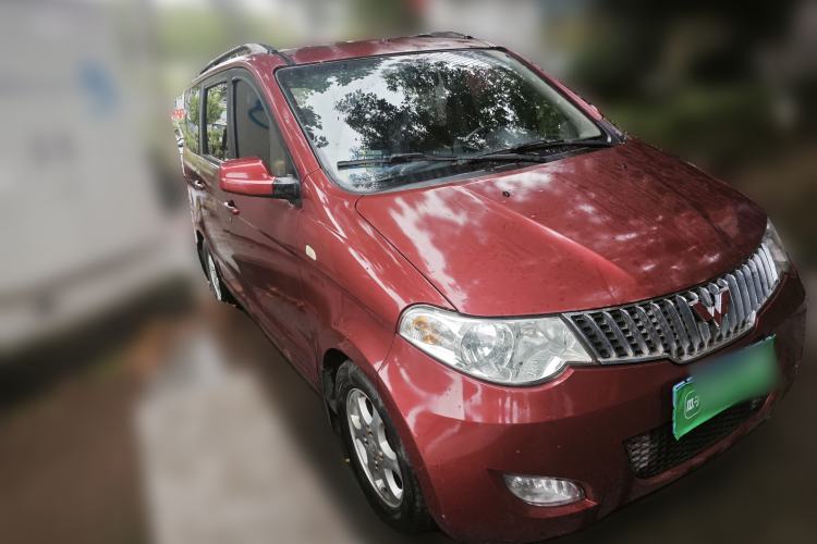 Used Wuling Hongguang 2010 1.4L Luxury Model Front Right 45 Deg