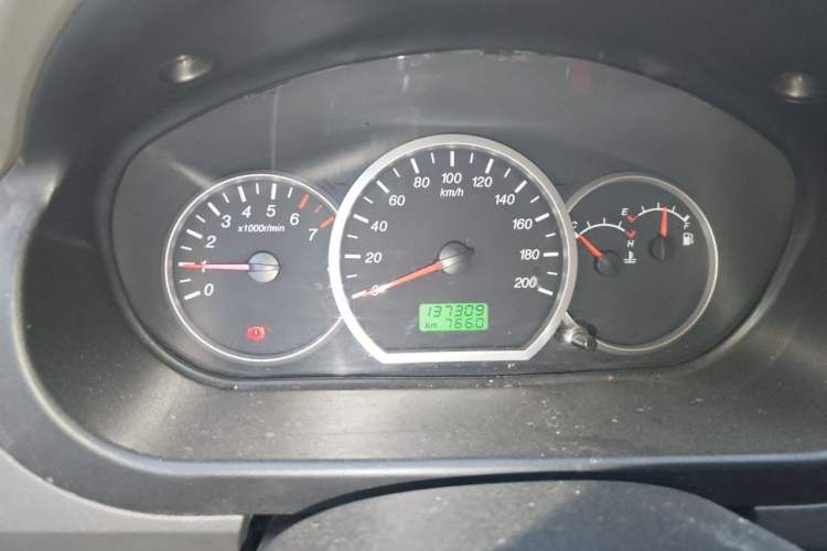 Used Wuling Hongguang 2010 1.2L Base Version China IV Standard Instrument Cluster