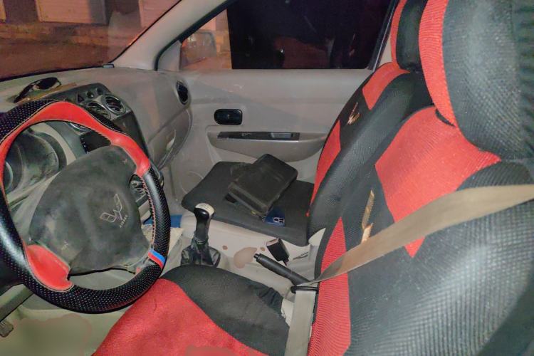 Used Wuling Hongguang 2010 1.2L Practical Version China IV Left Front Seat