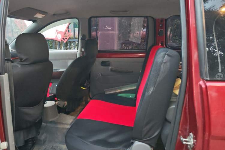 Used Wuling Hongguang 2010 1.2L Base Version China IV Standard Left Rear Seat