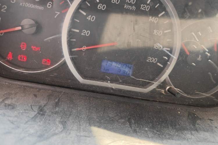 Used Wuling Hongguang 2010 1.4L Comfort Version Odometer Close Up