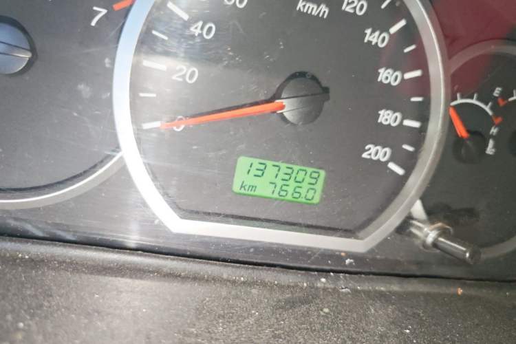 Used Wuling Hongguang 2010 1.2L Base Version China IV Standard Odometer Close Up